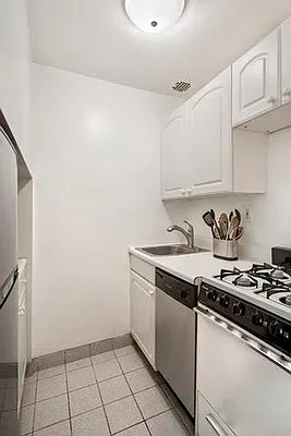 Rented by Compass | media 3