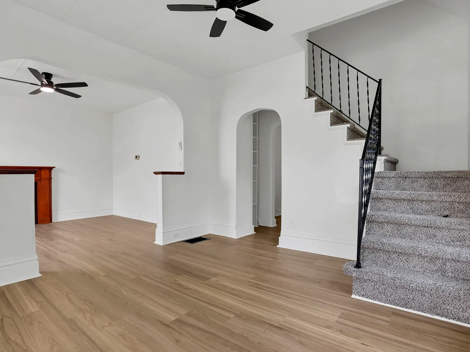 3 bed, 874 sqft, $1,600 — Photo 4