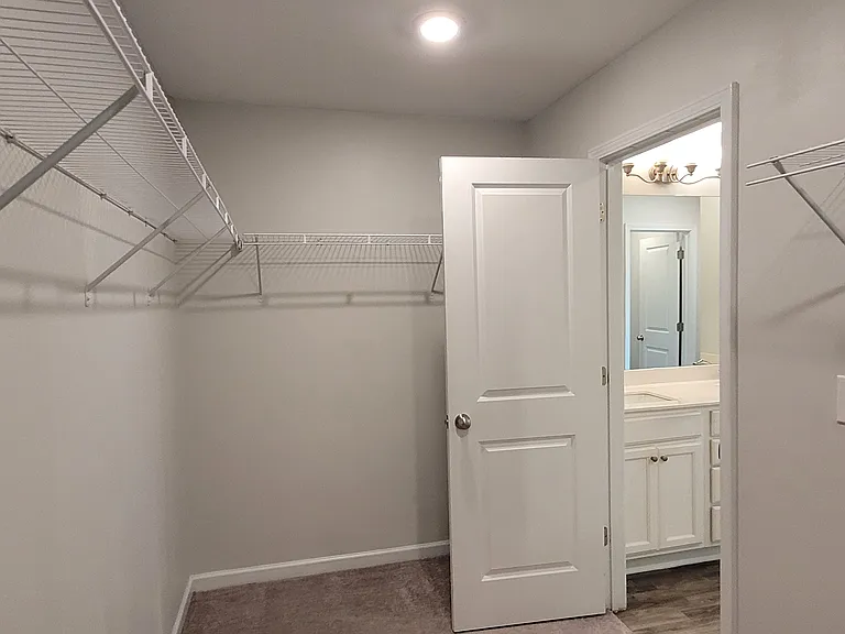 7934 Rudder Cir S — Photo 25