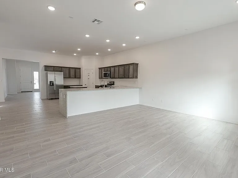 14313 Steve Joyce Pkwy — Photo 10