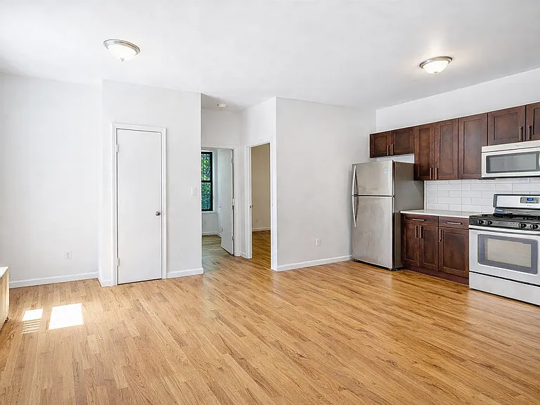 312 W 142nd St #1R — Photo 1