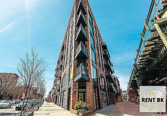 4th image of 865 Willoughby Ave #2AE