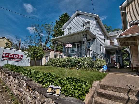 4th image of 220 N Van Buren Ave #L-24