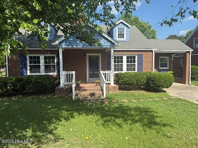 1st image of 904 N Academy Street