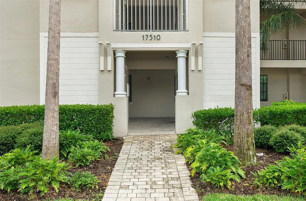 2 bed, 2.0 bath, 1142 sqft, $1,800 — Photo 2