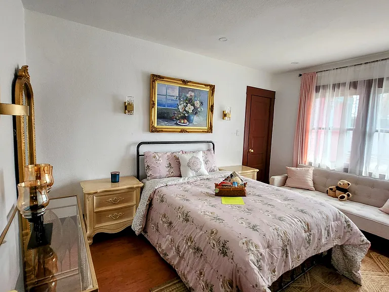 616 W Chapman Ave — Photo 76
