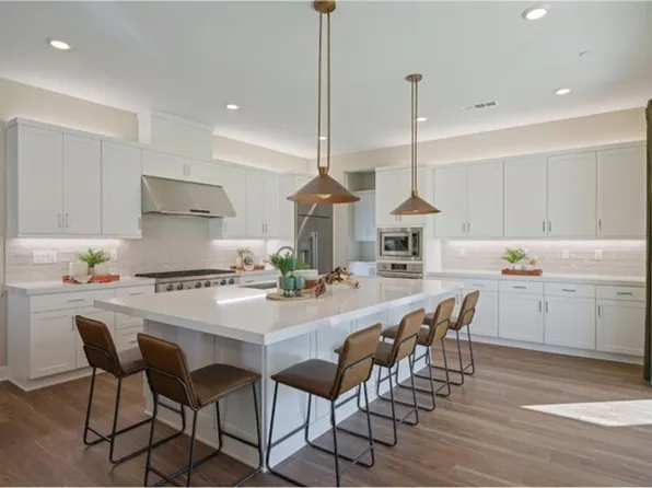 29814 Corte Trono, Santa Clarita, CA 91354