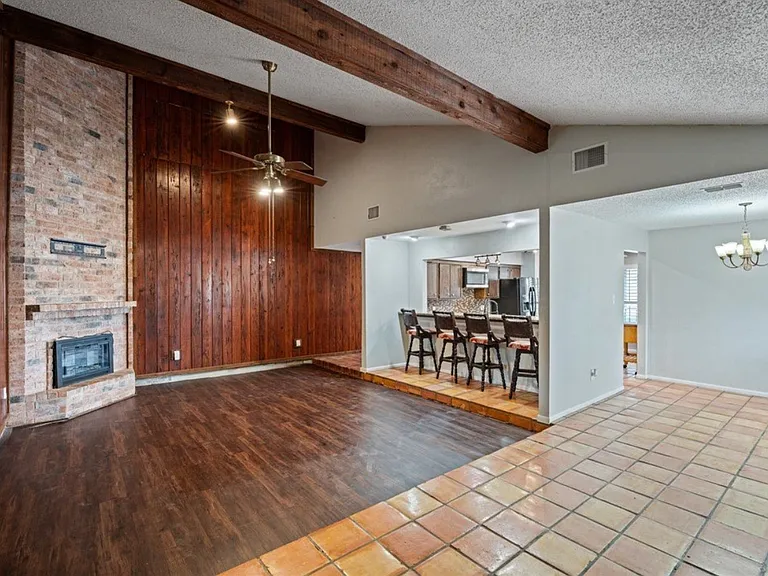 9313 Evening Star Ln — Photo 2