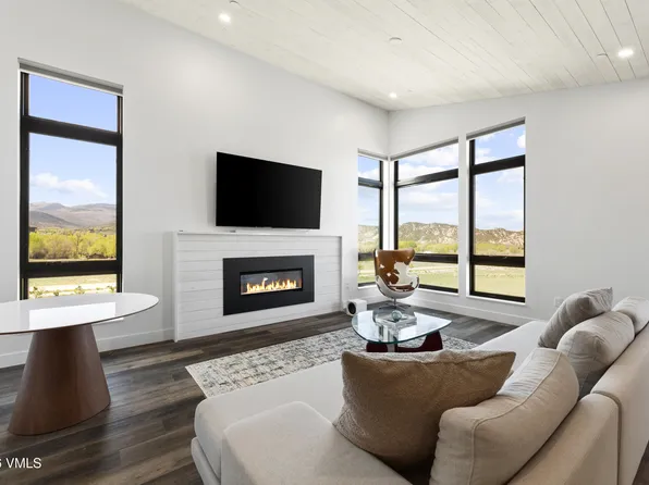 91 Mount Hope Cir #E304, Eagle, CO 81631