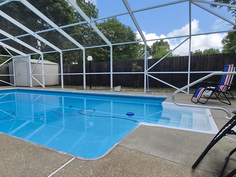 396 Andrew Dr — Photo 7