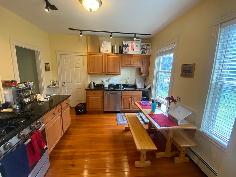 24 Norris St #2 — Photo 3