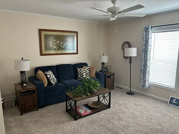 24216 Hemlock Cir, Chelsea, MI 48118