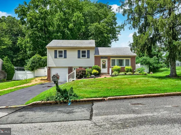2716 Boudwin Ave, Upper Chichester, PA 19061