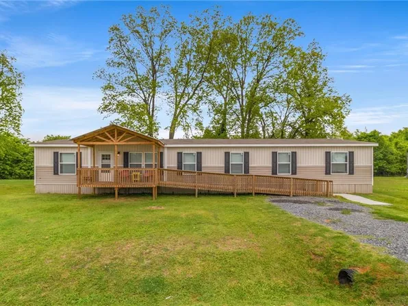 102 Alex Ave, Natchitoches, LA 71457