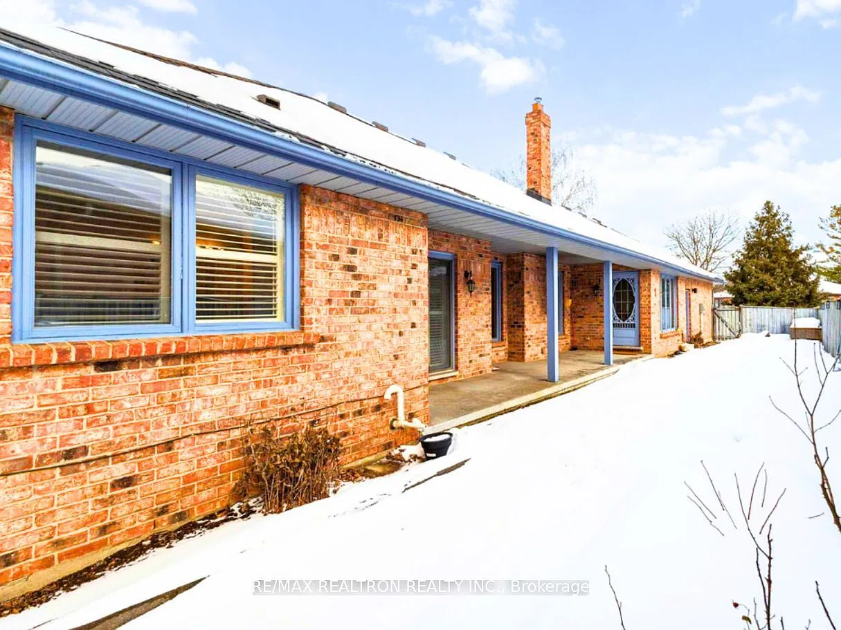 3 bed, $1,000 — Photo 3