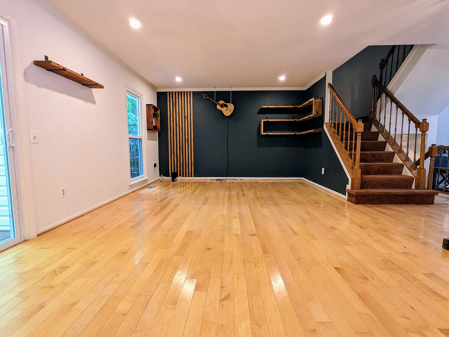 3 bed, 1870 sqft, $3,200 — Photo 3