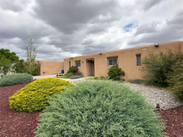 336 Connie Ave, White Rock, NM 87547