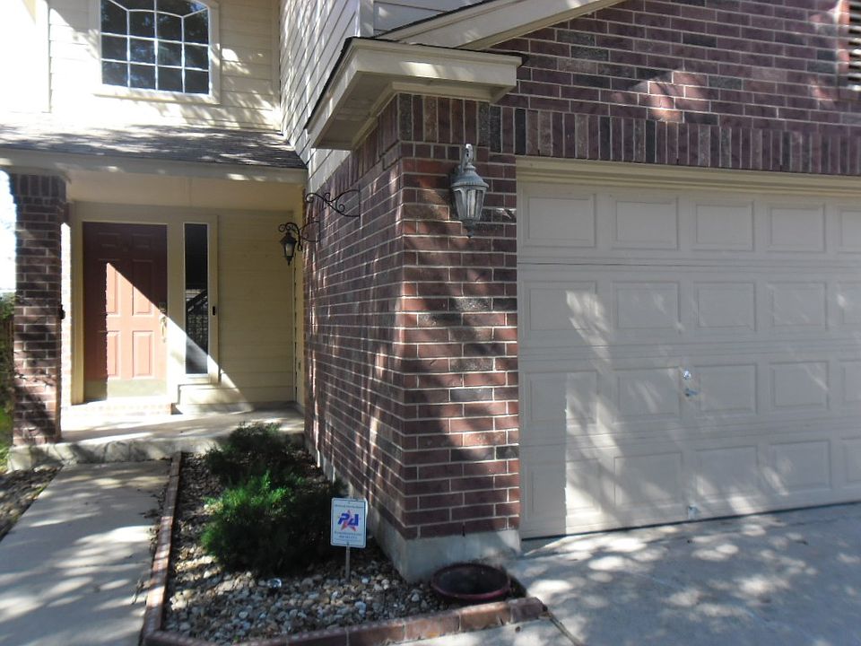1st image of 15536 Sutton Leighs Ln