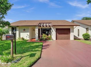 1935 SW 15th Ct, Deerfield Beach, FL 33442