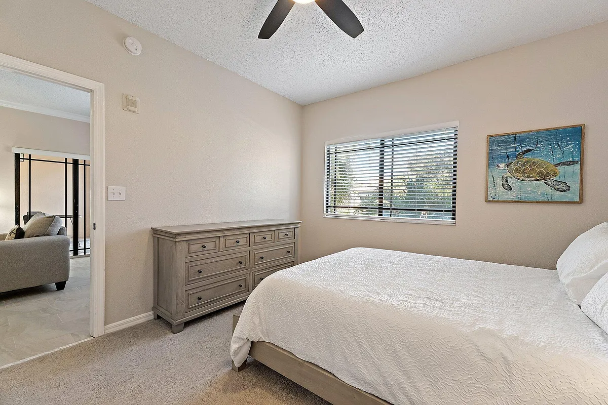 Building Photo - 2809 Amalei Dr #203