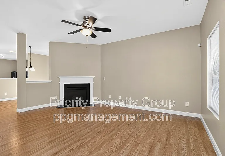 8913 Chalkstone Rd — Photo 2