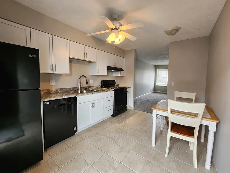 1500 Dustin Dr #2 — Photo 5