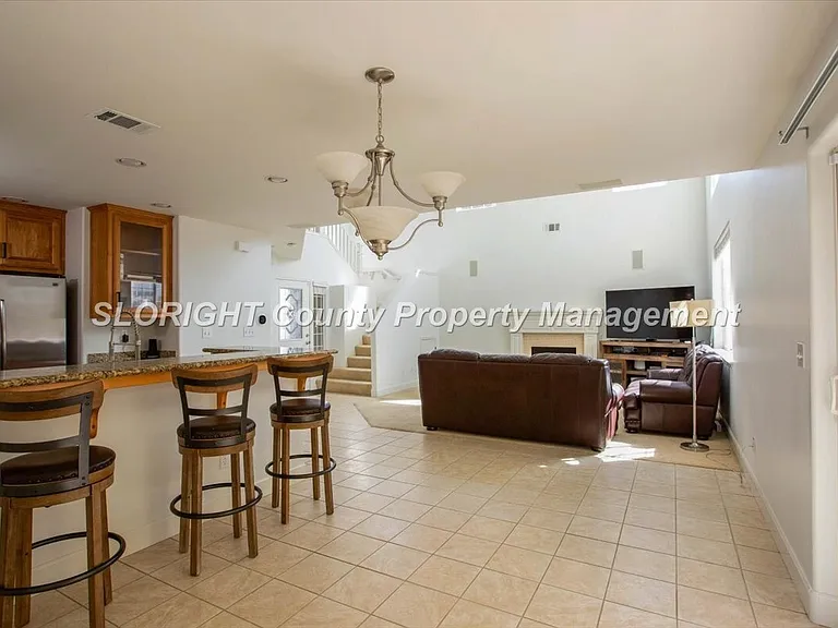 1149 Stonecrest Dr — Photo 9
