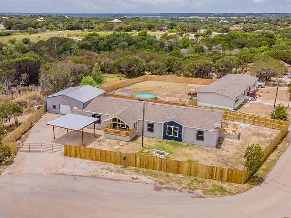 191 Paula Ct, Granbury, TX 76049