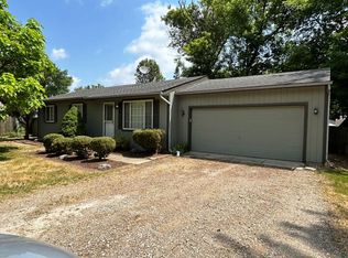 9054 Forest Rd, Whitmore Lake, MI 48189