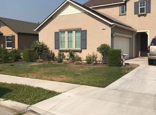 892 Legend Dr, Lemoore, CA 93245