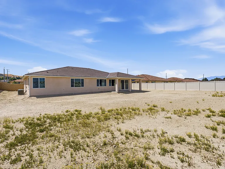 11647 Saddleback Dr — Photo 58