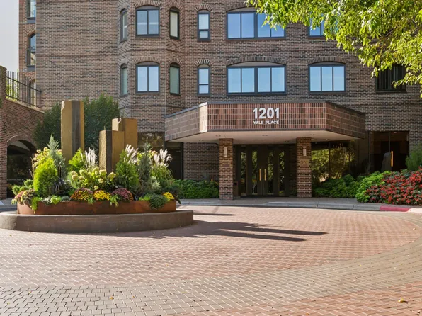 1201 Yale Pl APT 1407, Minneapolis, MN 55403