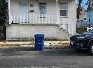 128 Cedar St, New Bedford, MA 02740