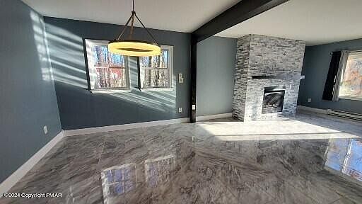 4th image of 1388 Maywood Dr