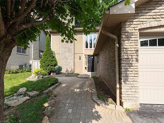 4th image of 2161 Devlin Dr