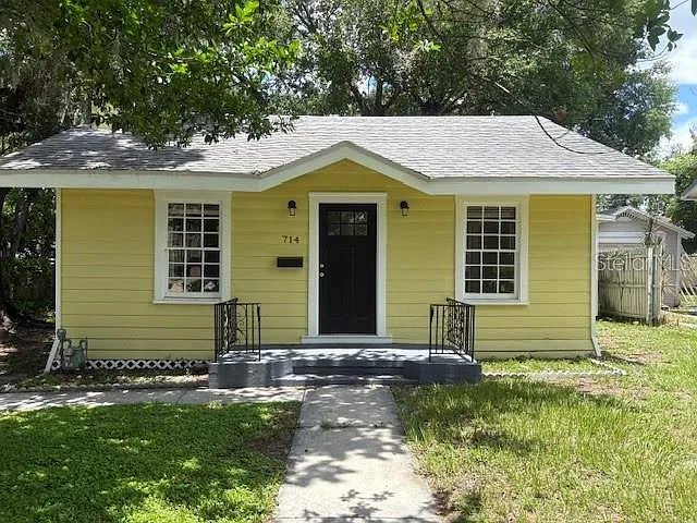 714 Winfree Ave — Photo 2