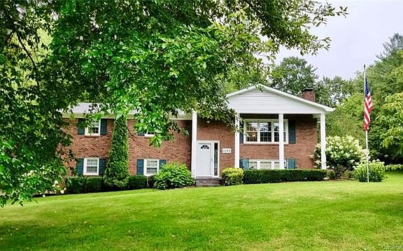 2nd image of 1586 Glenheath Dr