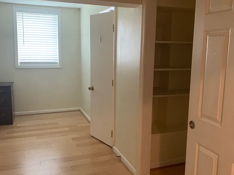 1725 Olney Rd #BASEMENT — Photo 5