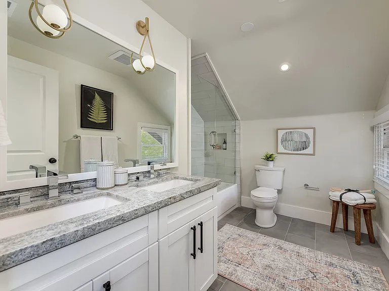 3521 J St #2 — Photo 16