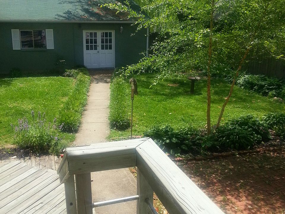 2nd image of 1930 Deer Park Ave