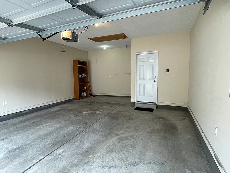 1459 Down River Dr — Photo 15