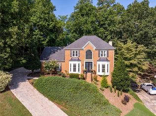 2504 Hollins Dr NW, Kennesaw, GA 30152
