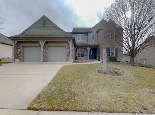 3305 Pinegrove Pl, Champaign, IL 61822