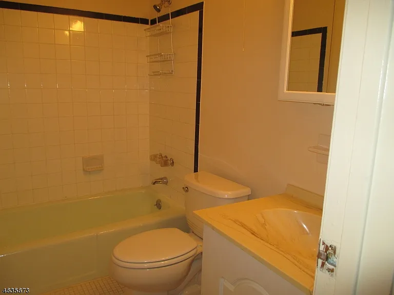 181 Long Hill Rd #K — Photo 9