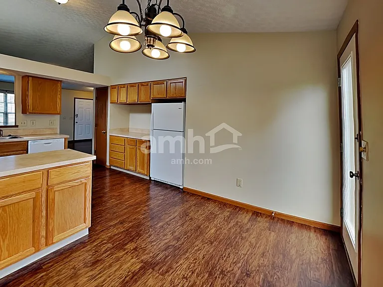 3008 Old Warson Dr — Photo 5