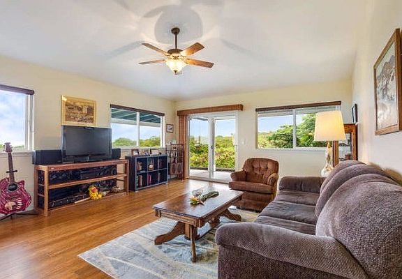 4th image of 75-6090 Kaanee Pl