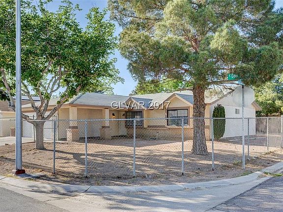 3rd image of 5854 Deer Valley Dr