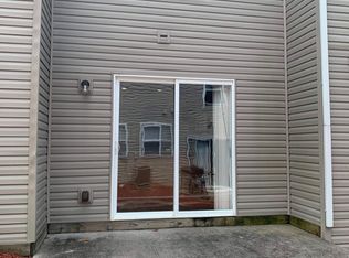 Pine Street - 113, Hurricane, WV 25526