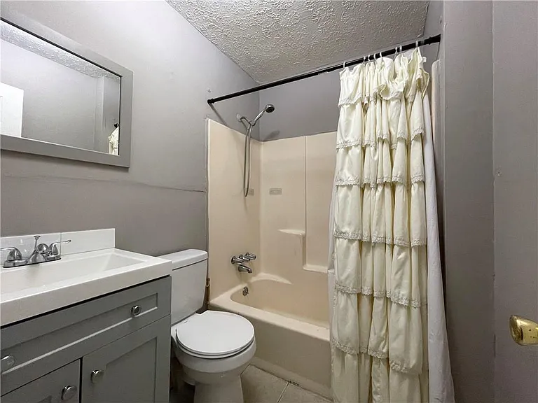 4554 Doral Dr SW — Photo 17