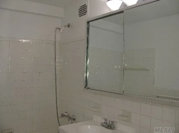 67-76 Booth Street image 1 of 12